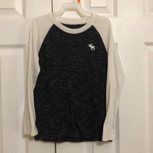 Boys Abercrombie long sleeve tee